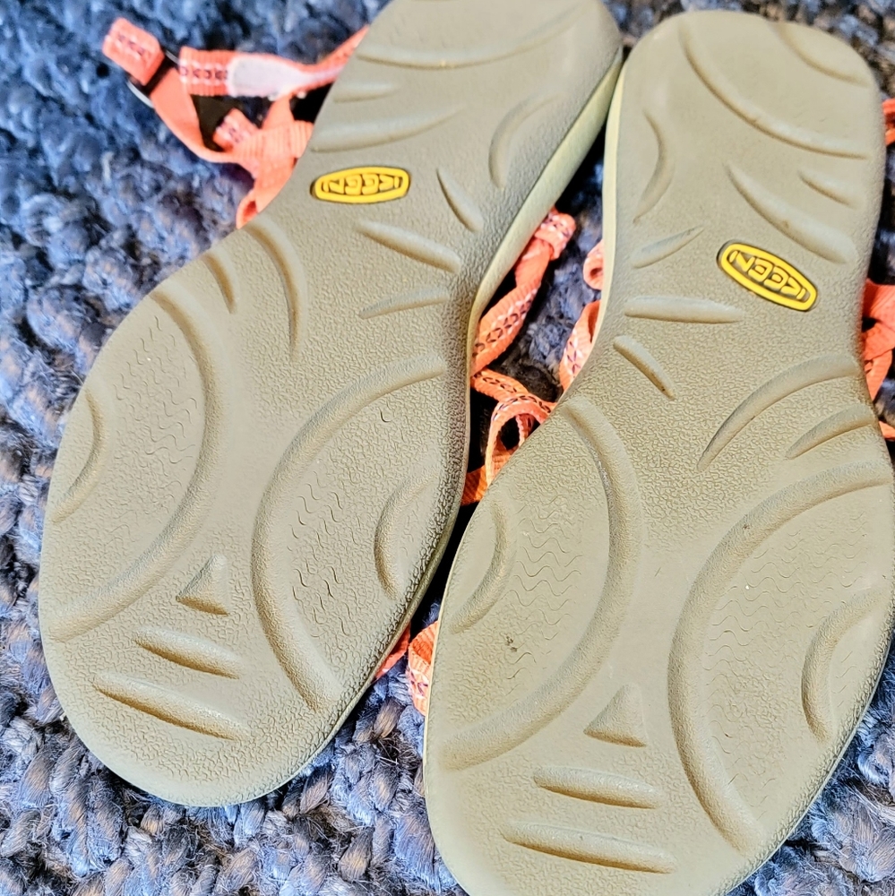 Keen LA Paz strappy vegan sandals